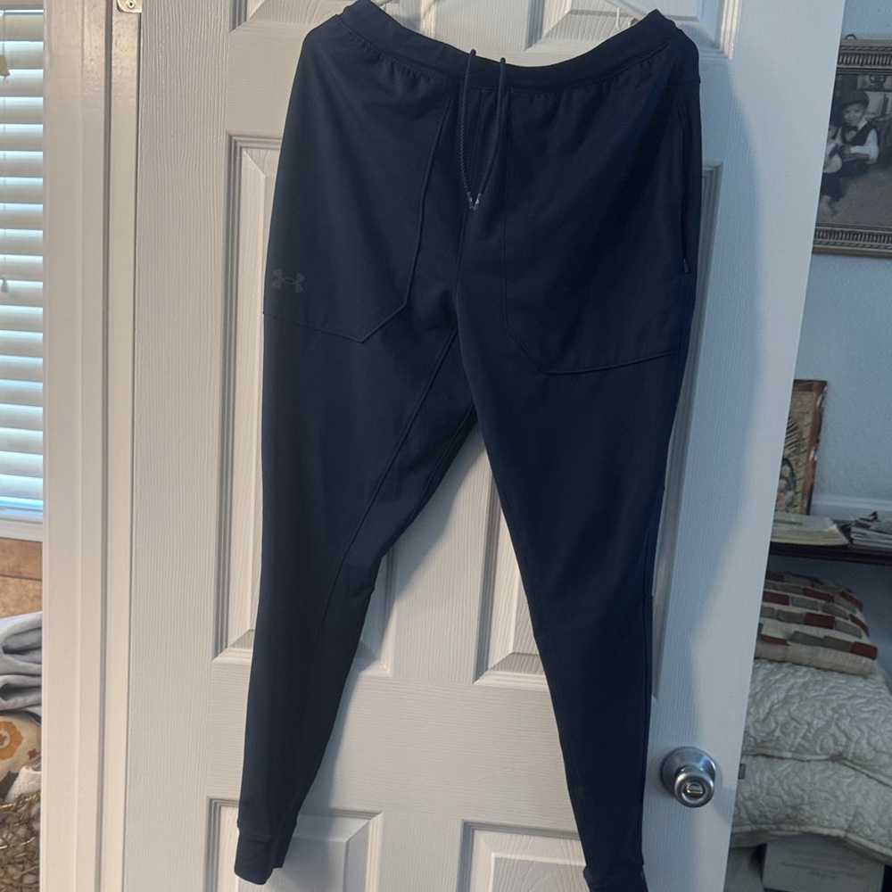 Under Armour Men's Dark Blue Joggers